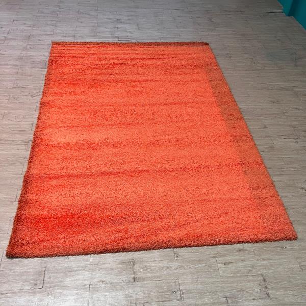 Fluffy Burnt Orange Shaggy Carpet
